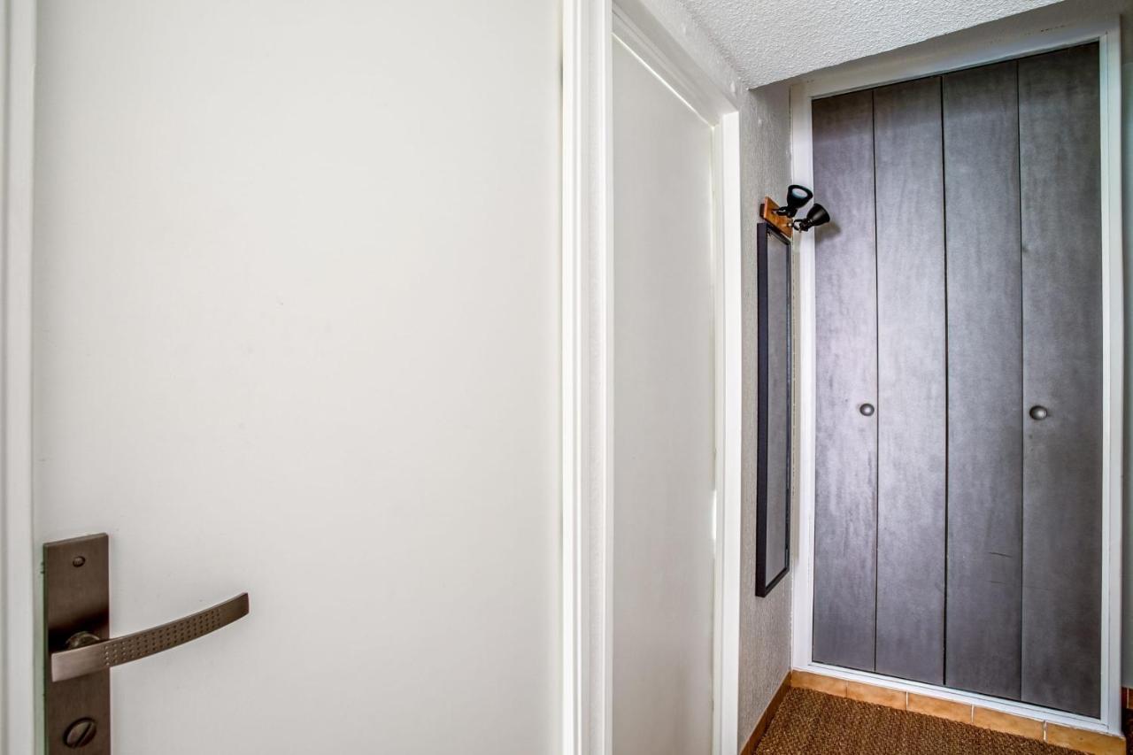 Appartement Canet - Welkeys Bandol Bagian luar foto